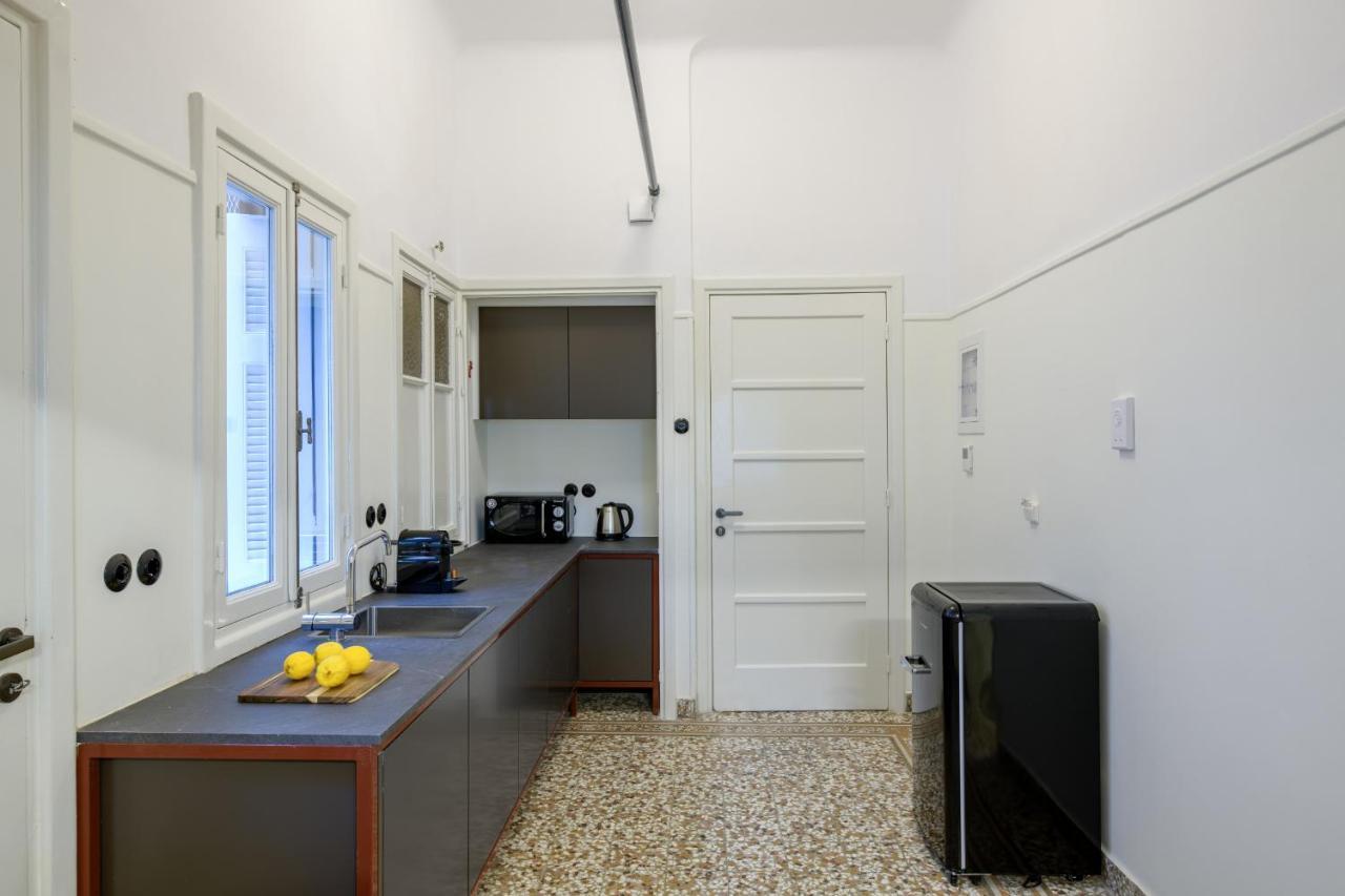 Your 4 Bdrm Dream House Acropolis View & Jacuzzi Αθήνα Εξωτερικό φωτογραφία